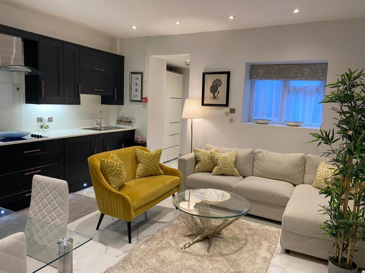 Elegant 2 Bed Flat In Chiswick Apartment London Exterior photo