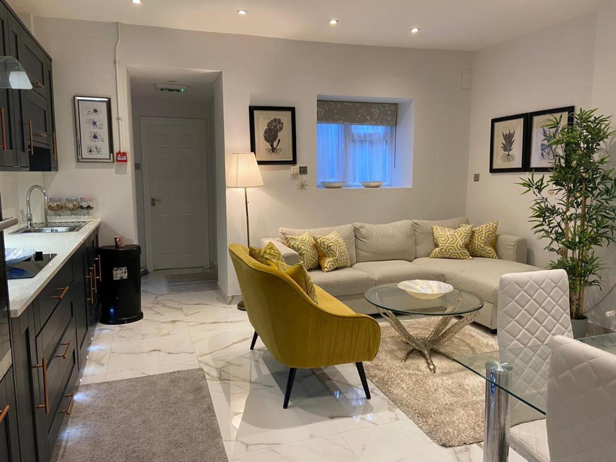 Elegant 2 Bed Flat In Chiswick Apartment London Exterior photo